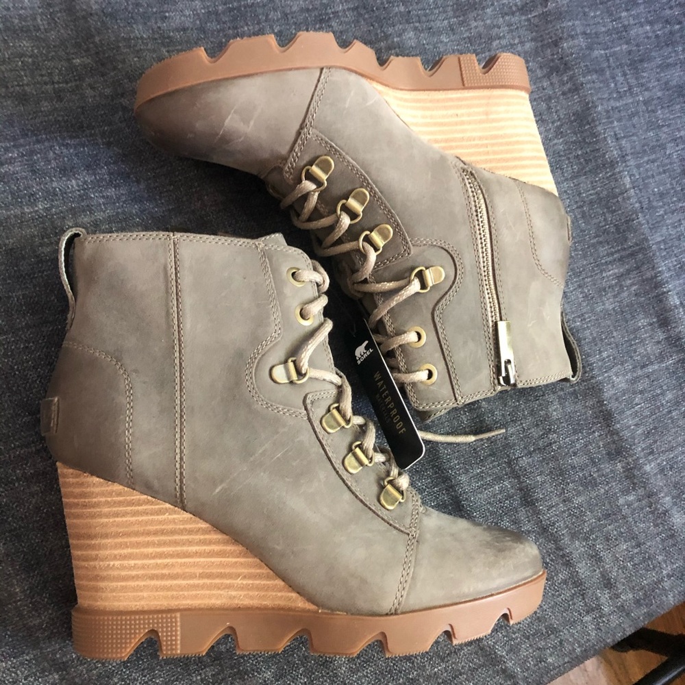 Sorel Joan Uptown boots khaki lace up wedge boots - Picture 4 of 14